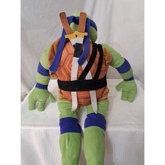2023 TMNT Mutant Mayhem Leonardo Plush 26" Kids Stuffed Animal Body Pillow - Picture 8 of 9